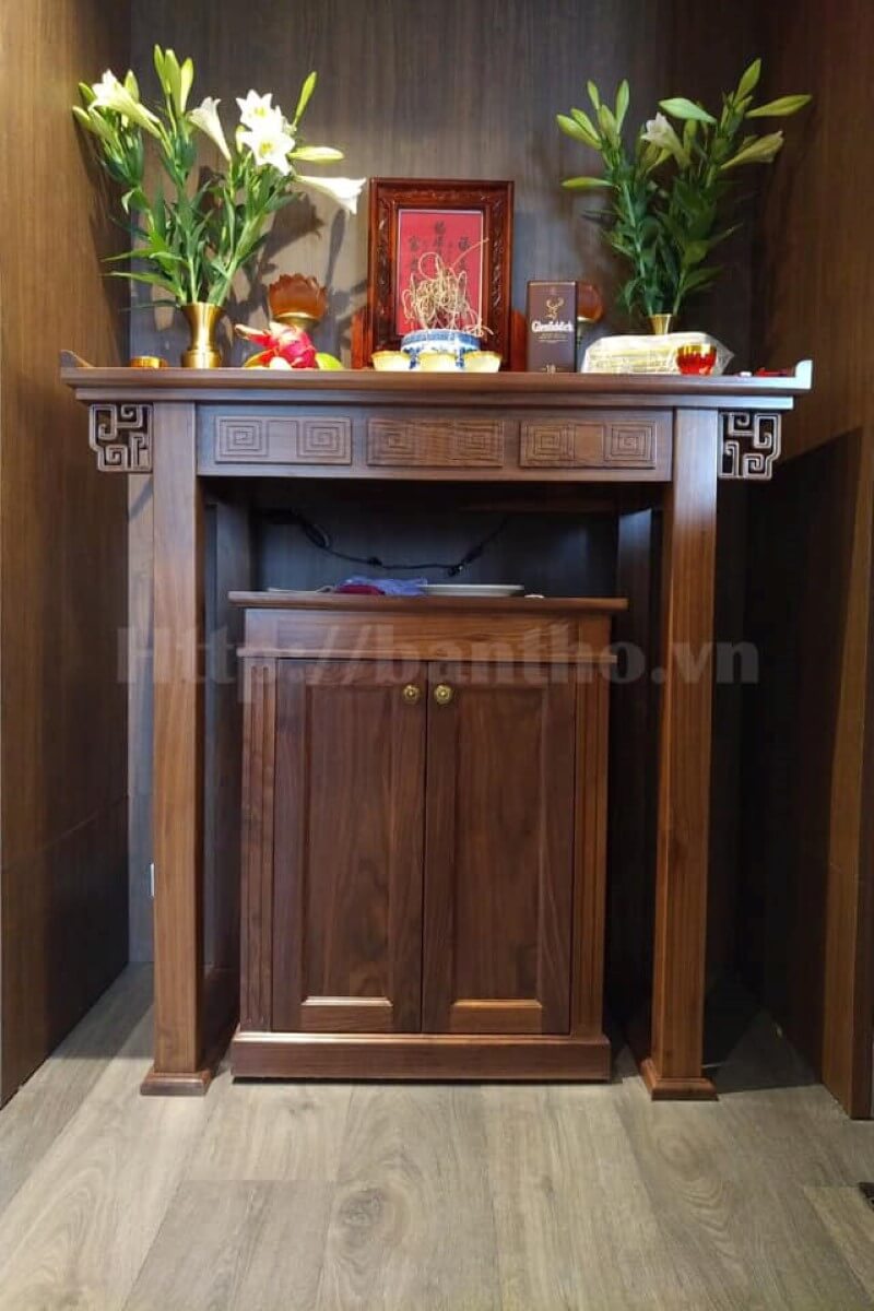 Gợi ý mẫu bàn thờ gỗ óc chó cao cấp chung cư hiện đại đơn giản, hiện đại nhưng đáp ứng đầu đủ các nhu cầu cần thiết. Bán bàn thờ gỗ óc chó